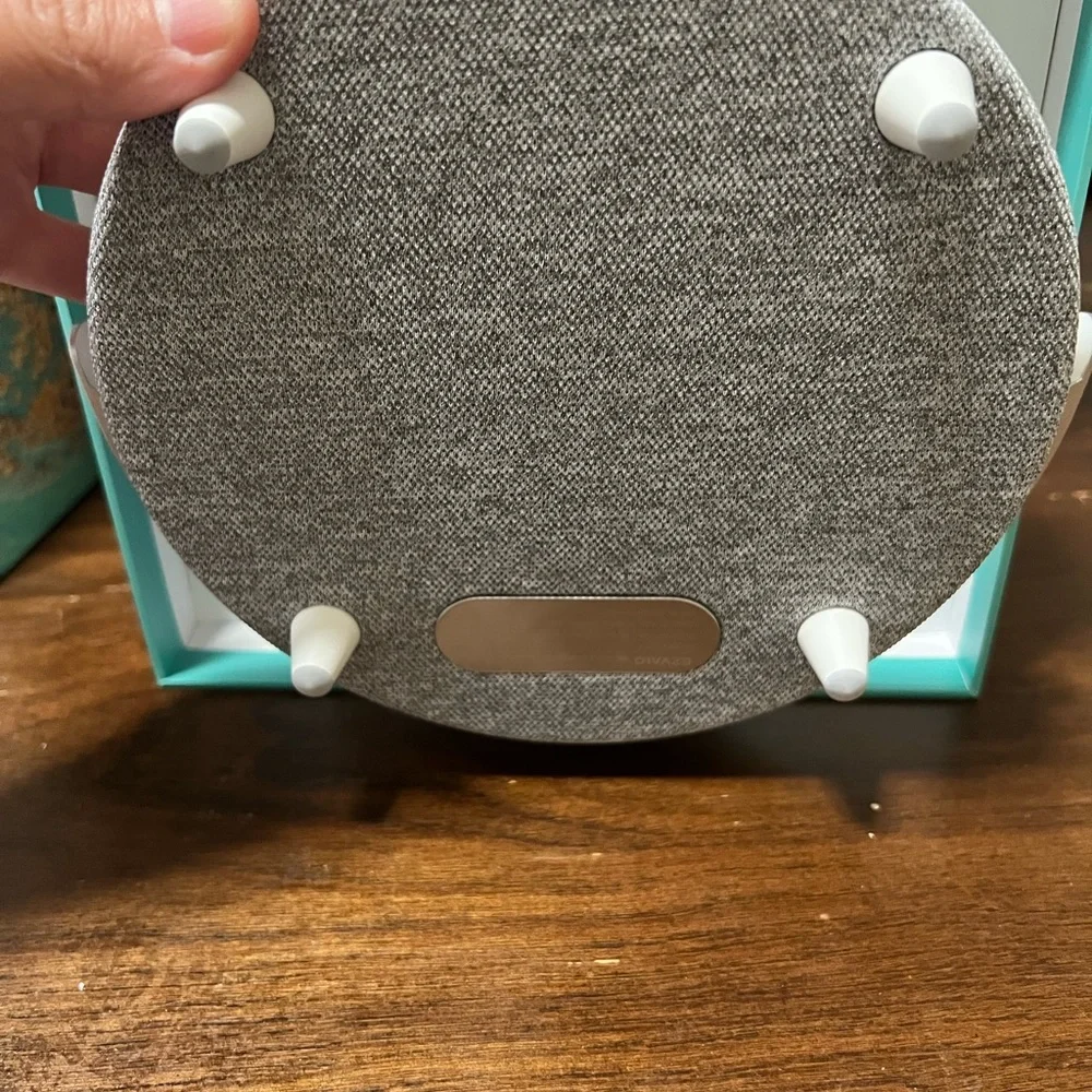 New Ezvalo Wireless Charger Music Lamp